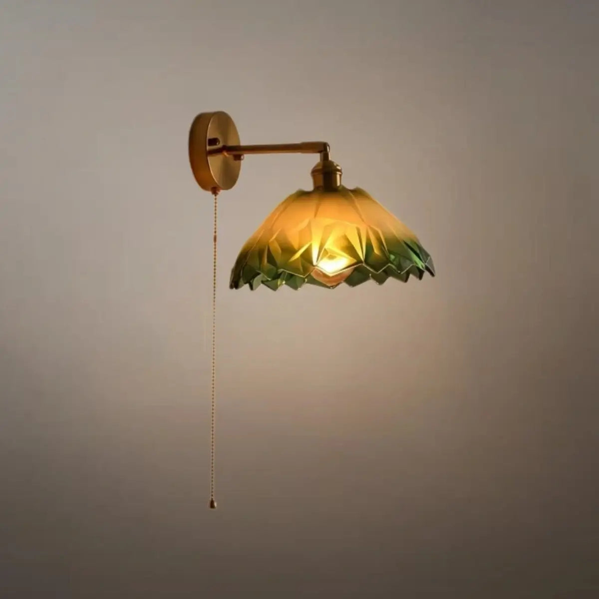 Vetro Vintage Brass Wall Lamp